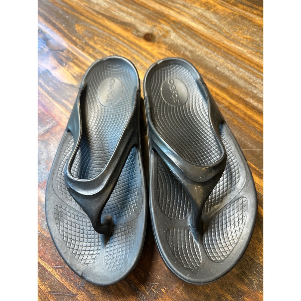 OOFOS OOriginal Black Recovery Sandals Womens Size 7 Thong Flip Flops EU 38